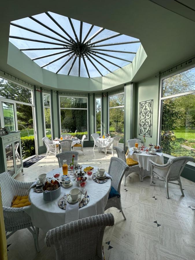 Le Moulin De Francueil Bed & Breakfast ภายนอก รูปภาพ