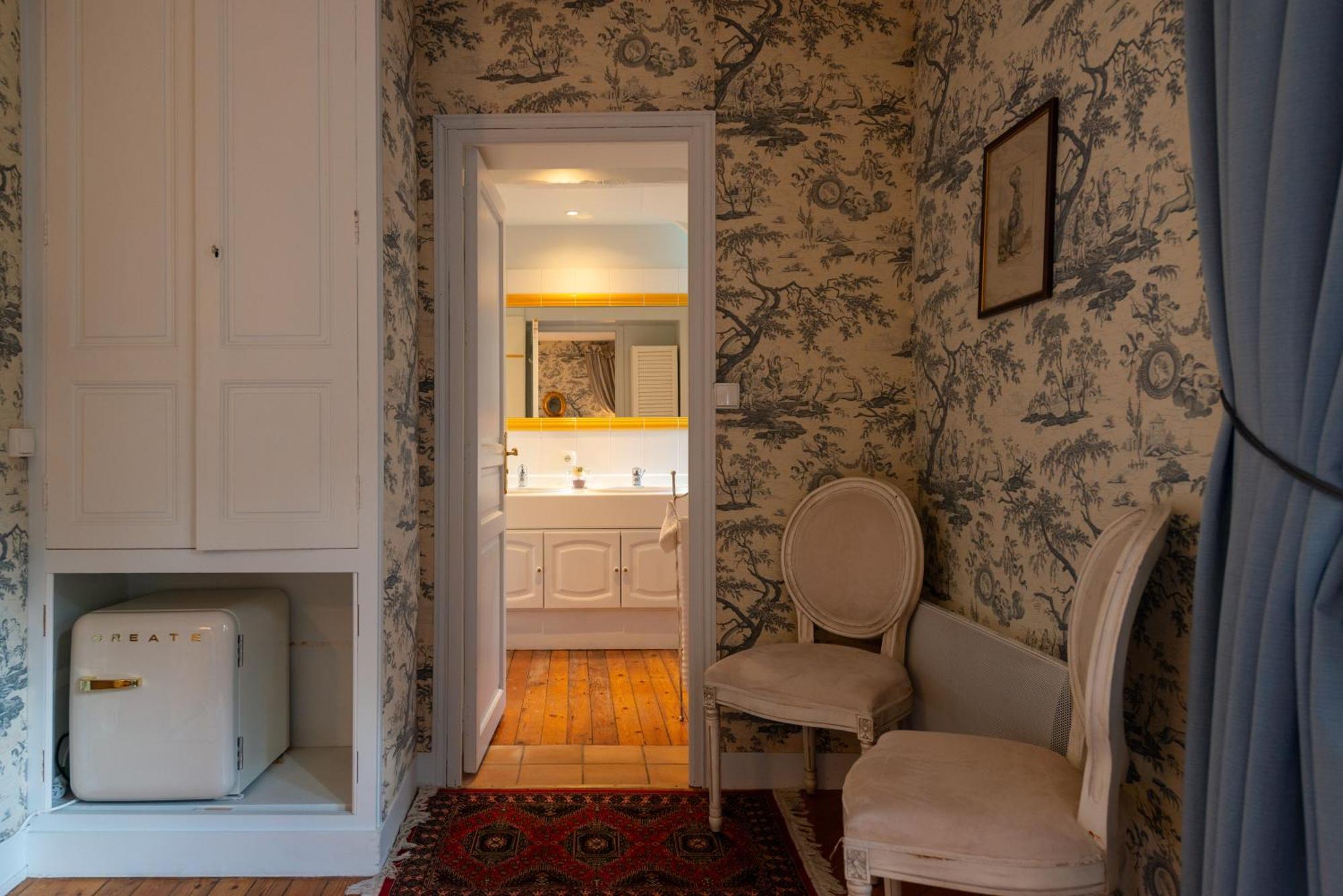 Le Moulin De Francueil Bed & Breakfast ภายนอก รูปภาพ