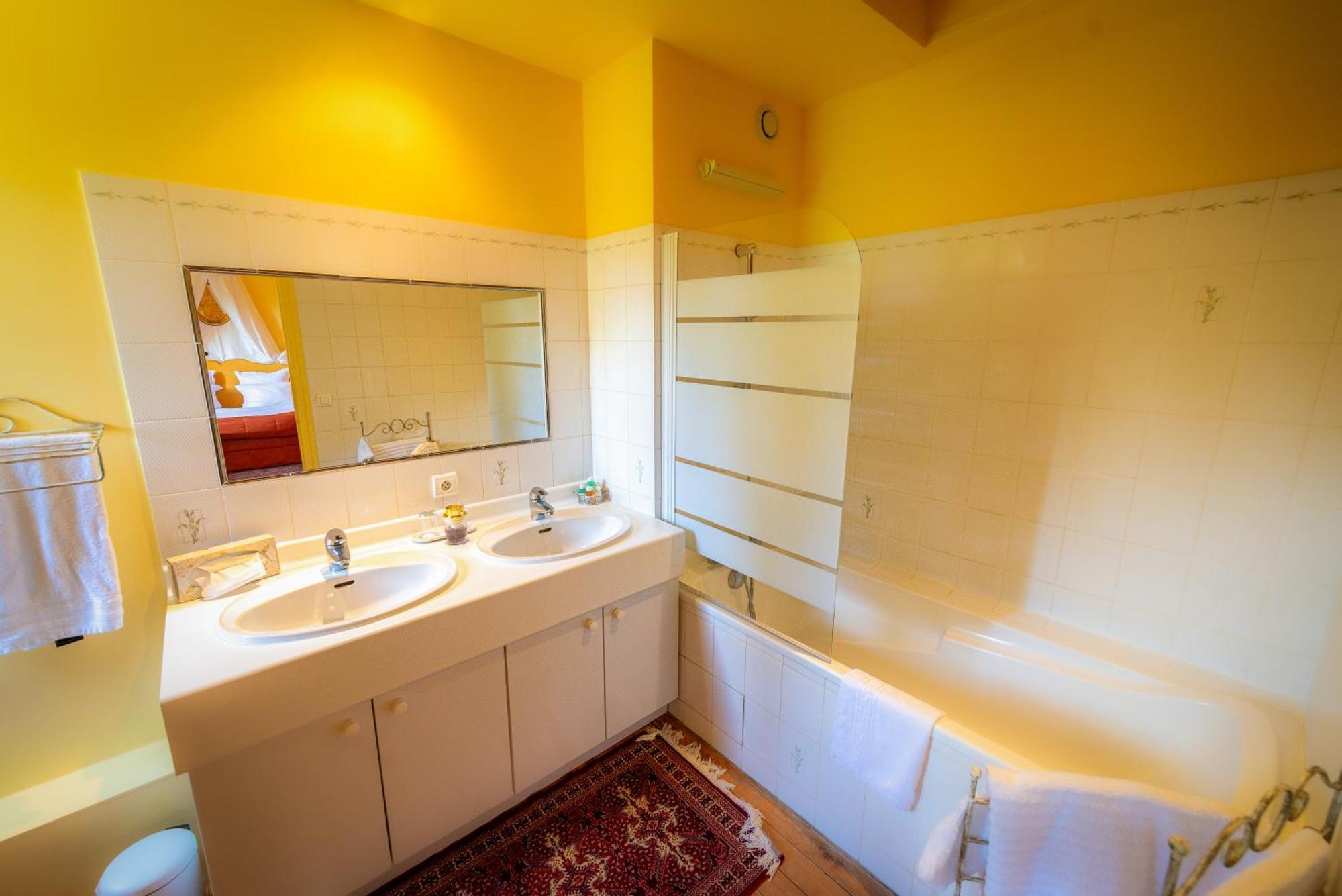 Le Moulin De Francueil Bed & Breakfast ภายนอก รูปภาพ